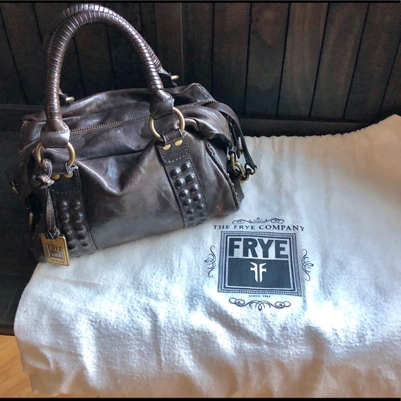 Frye Handbags - Frye Roxanne satchel